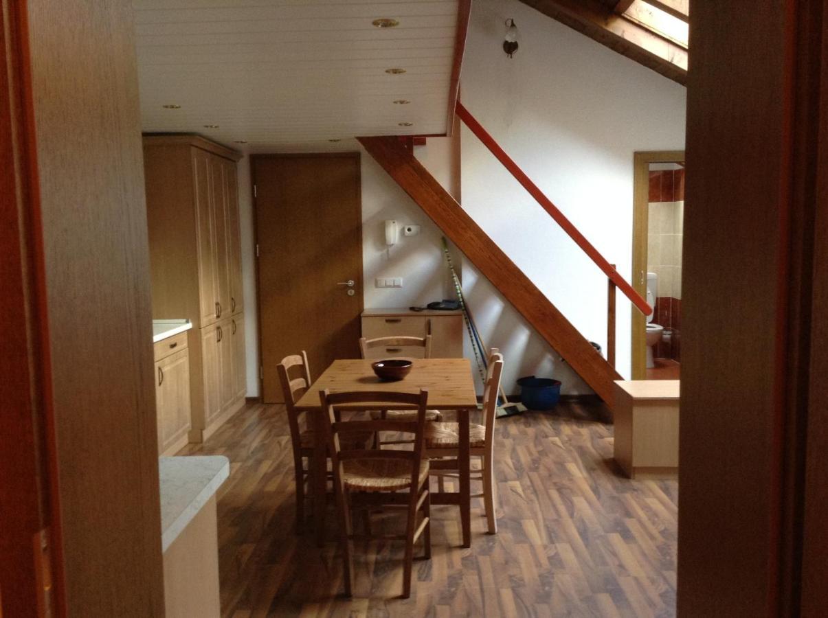 Apartment Potepuh Bovec Bilik gambar